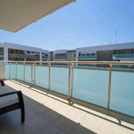 K.W. Aeroporto Bari Palese *